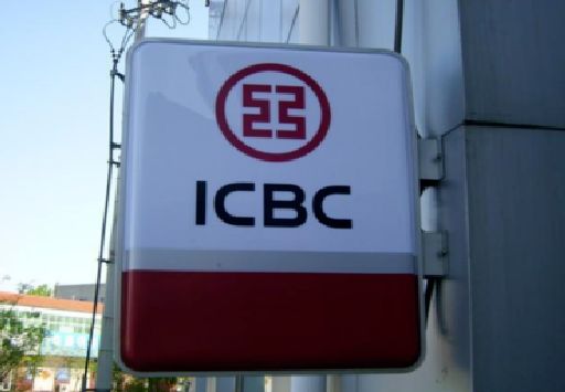  九龙导致灯箱发黄的原因有哪些?