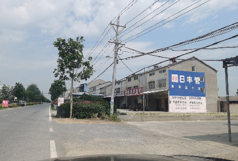  九龙如何能保证墙体广告的醒目性？